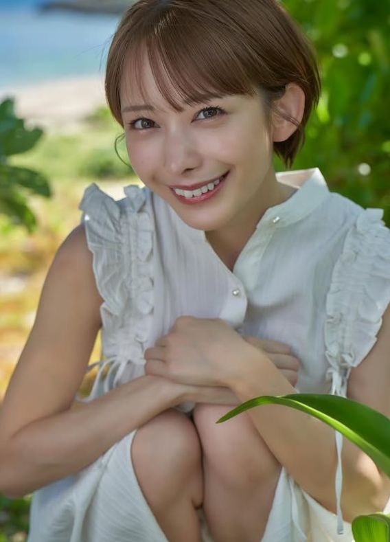 彌生美月