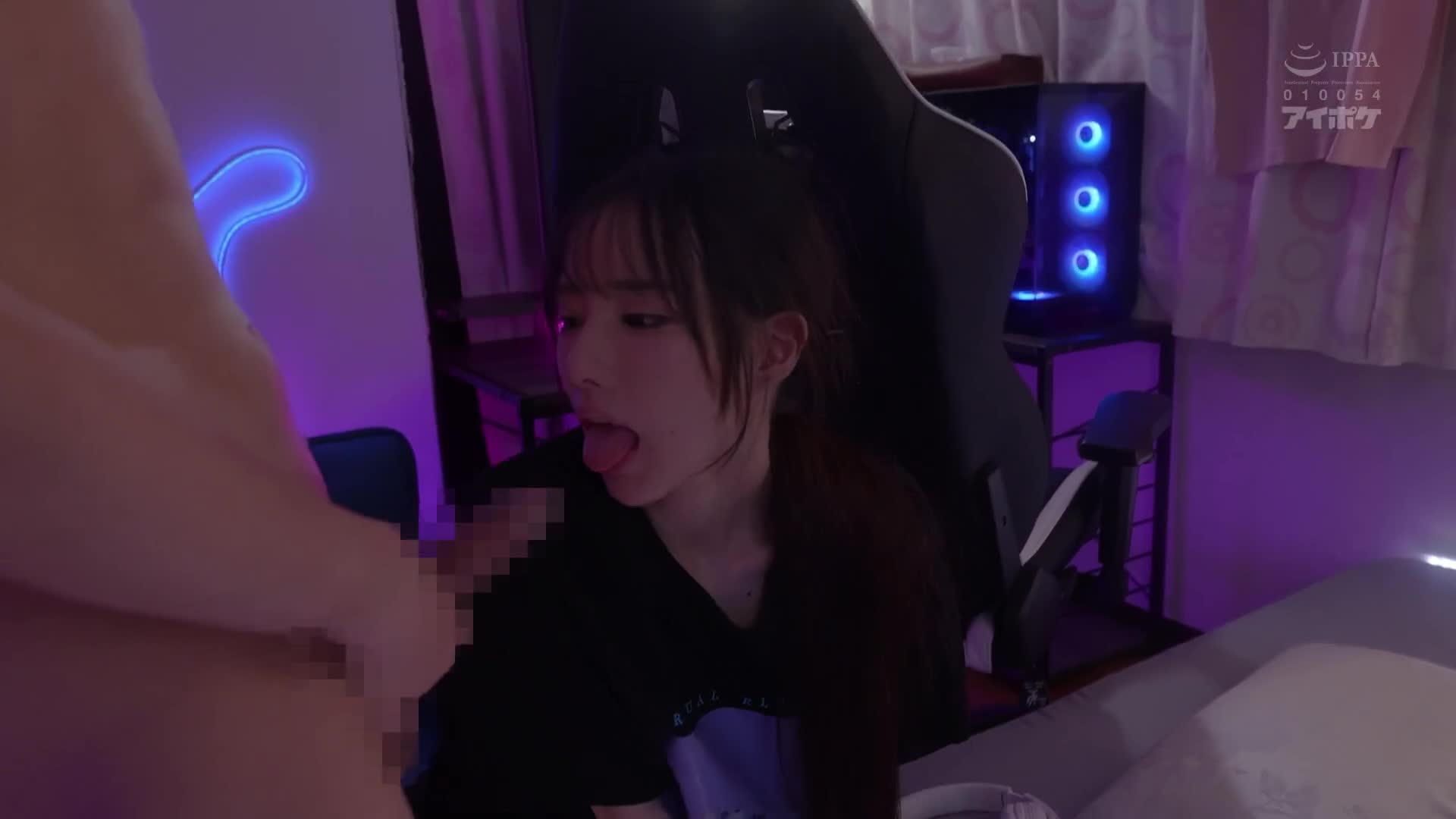 即使有一些讓人討厭的事情，佐佐木紗希還是說：「我和網路上認識的宅男美少女遊戲玩家在一起，只有我是她的現實朋友，我們進行了一場荒誕的性愛遊戲。」 - AV大平台 - 中文字幕，成人影片，AV，國產，線上看