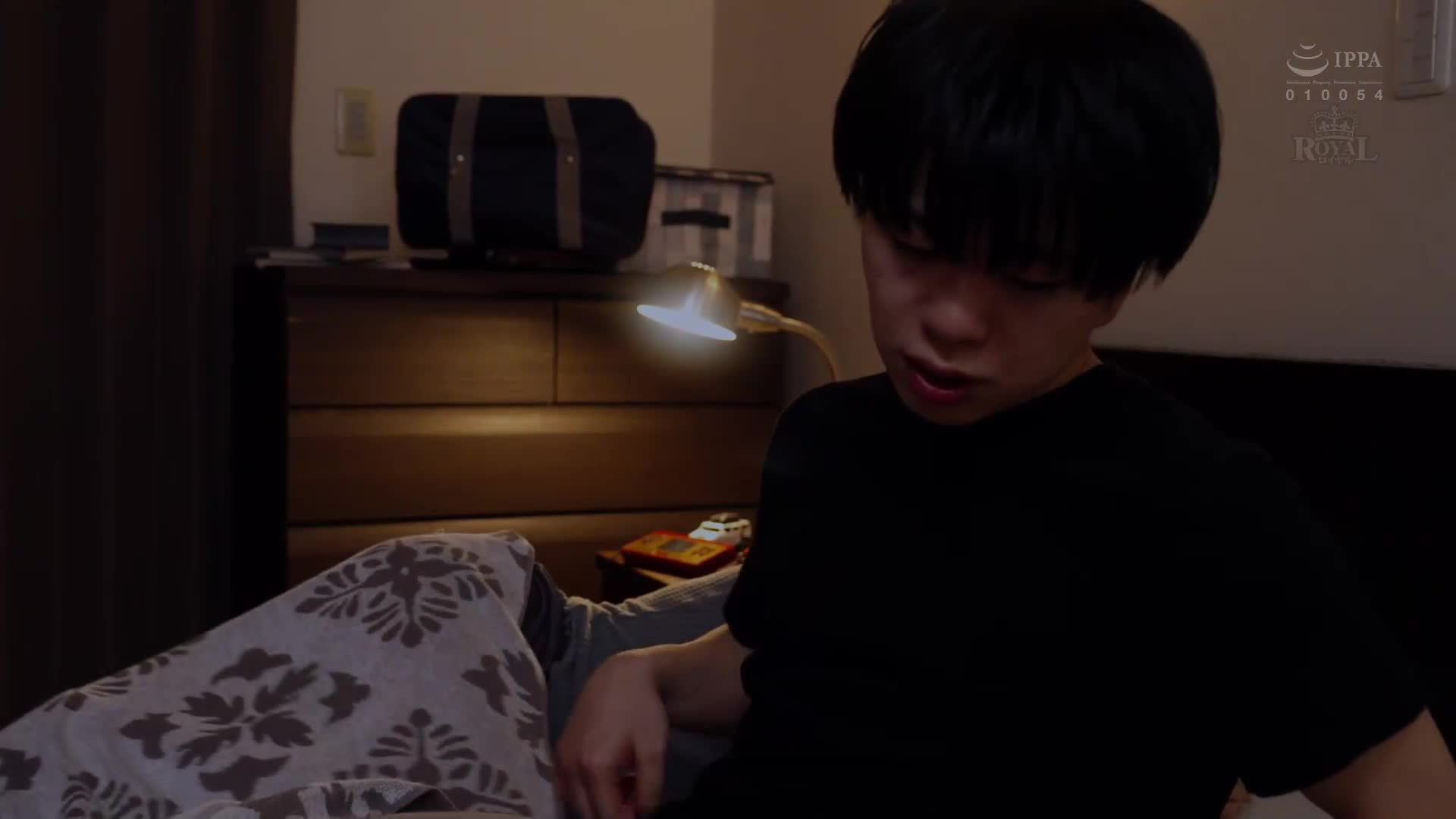 [AI解碼版]想像以上成熟的幼馴染過於色情的胸部讓我勃起不已！彼父母不在，年幼的幼馴染來我家過夜了。 鳳美優 - AV大平台 - 中文字幕，成人影片，AV，國產，線上看