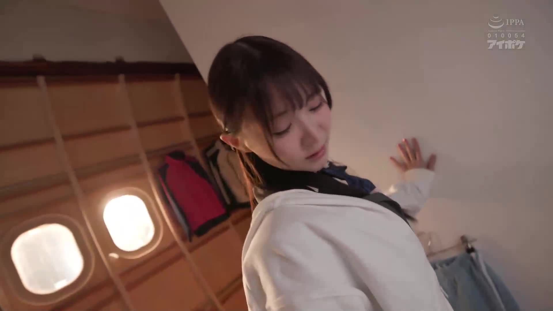 [AI解碼版]在電車上被痴●、被激情激怒、甚至尿意難忍時，只能忍著不發出聲音的制服美少女 林芽依，無法說出‘停止’。 - AV大平台 - 中文字幕，成人影片，AV，國產，線上看