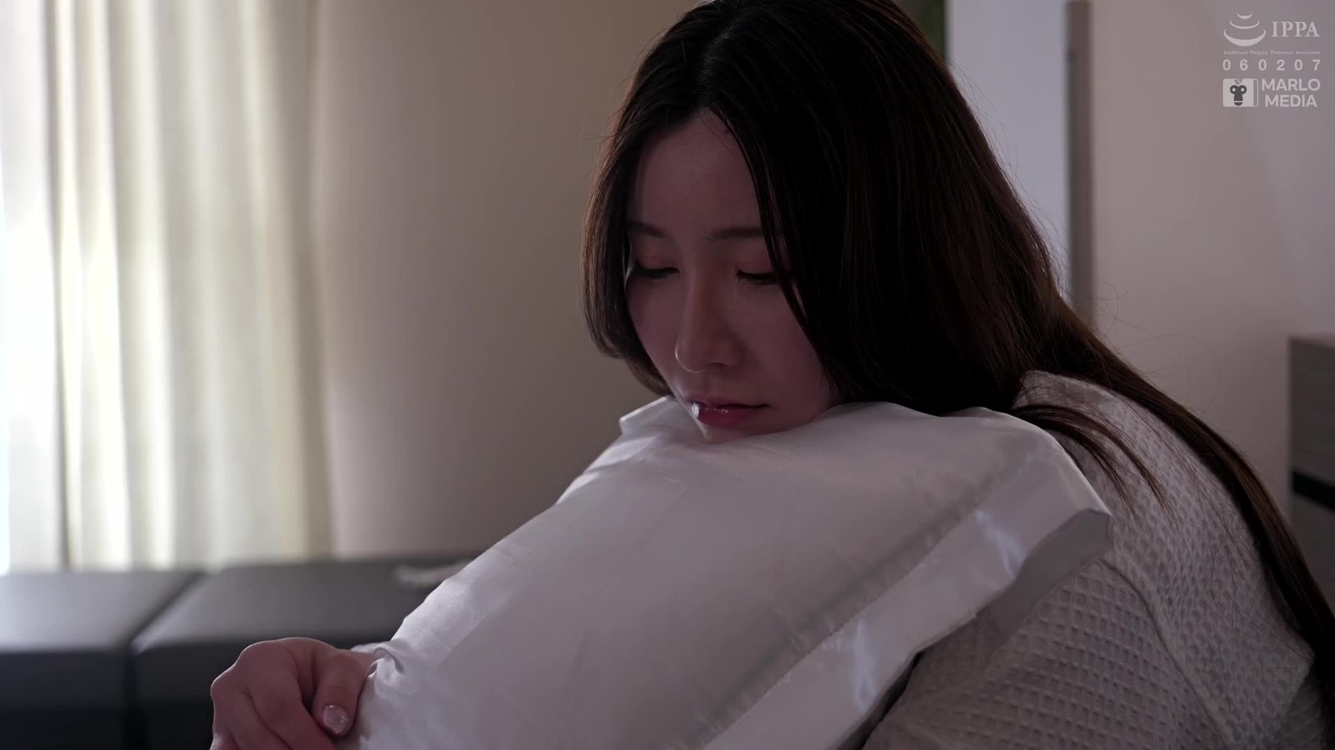 被盯上的人氣美女網紅遭無情中出強暴 Nia - AV大平台 - 中文字幕，成人影片，AV，國產，線上看