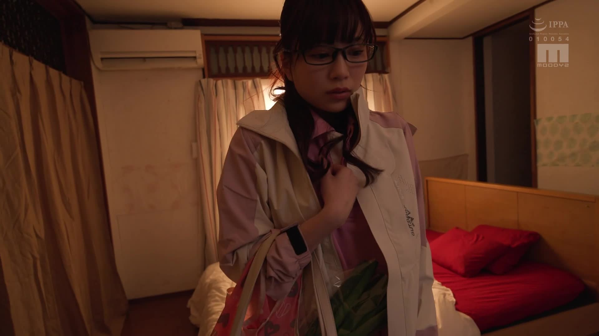 [AI解碼版]地味眼鏡巨乳人妻護士被調教成早洩性質導致尿失禁懷孕淫蕩電車 天宮花南 - AV大平台 - 中文字幕，成人影片，AV，國產，線上看