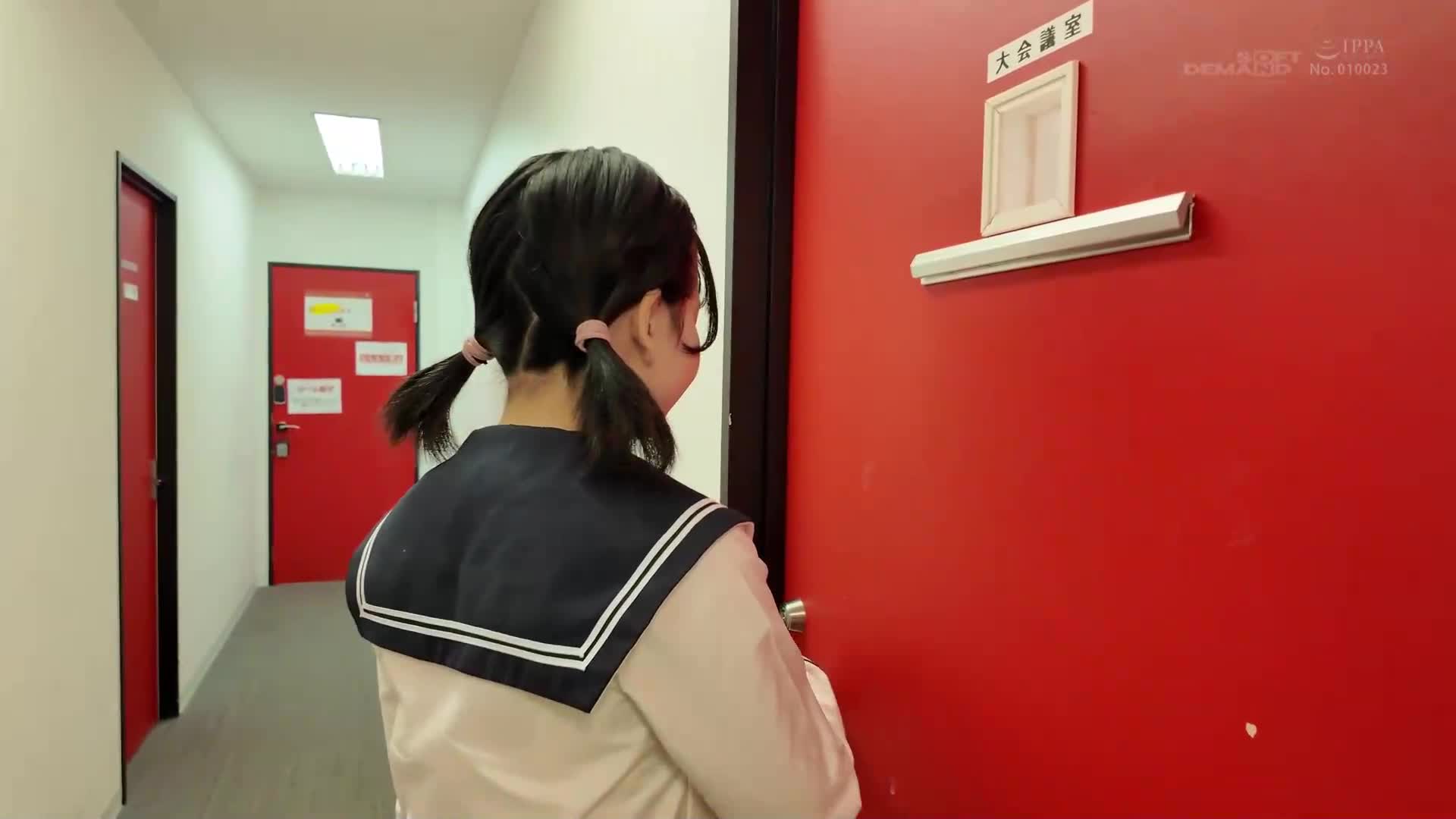 [AI解碼版]仍然不懂愛情的處女 湯浅紬（20）在班上唯一不害怕說話的二次元色情女宅男，從不化妝。這樣的她在東京AV出道。 - AV大平台 - 中文字幕，成人影片，AV，國產，線上看