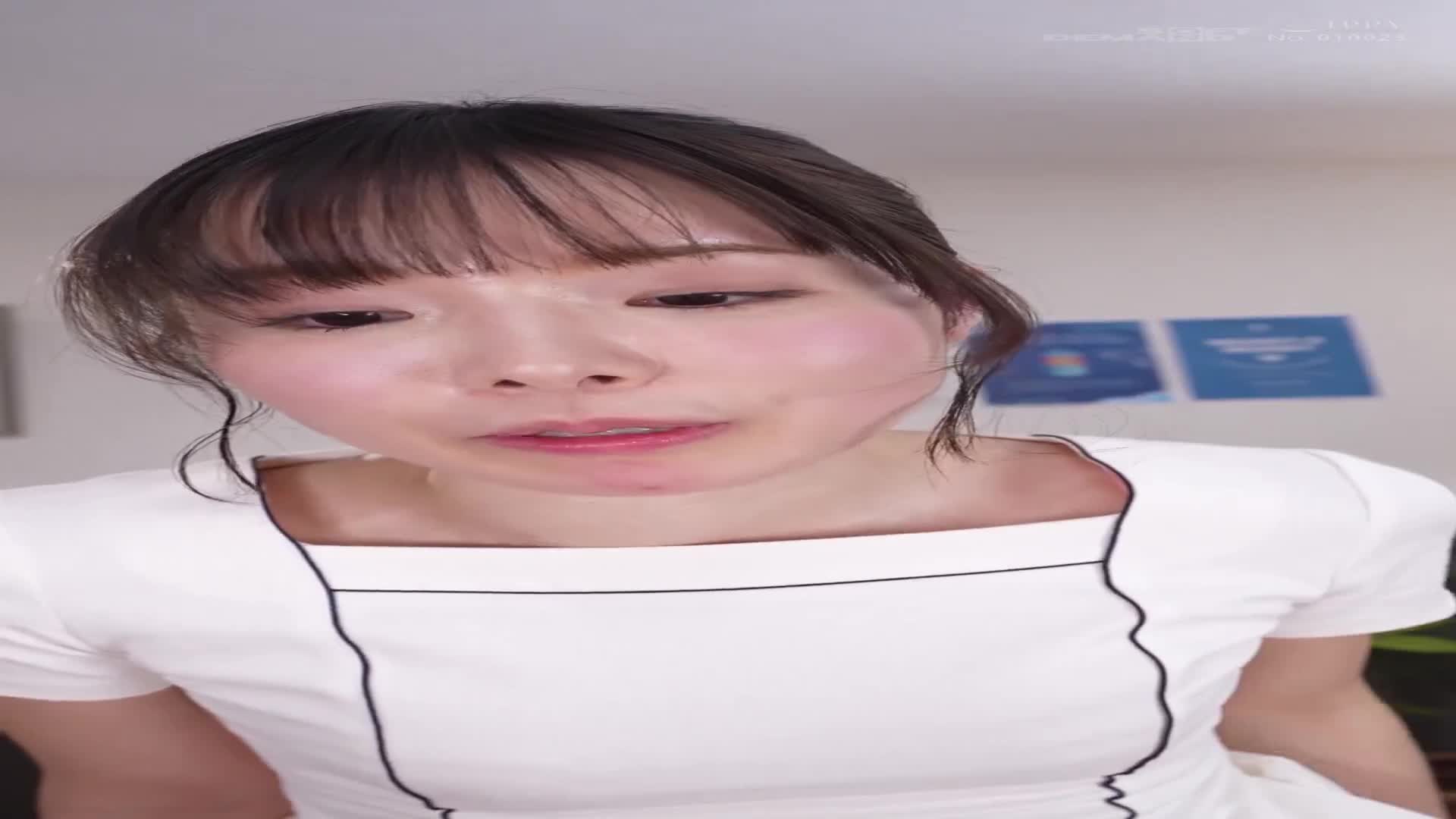 絕對要看這個影片。專注在口交的男士美容院TinpoBeautyClinic【推薦手機直立影片】 - AV大平台 - 中文字幕，成人影片，AV，國產，線上看