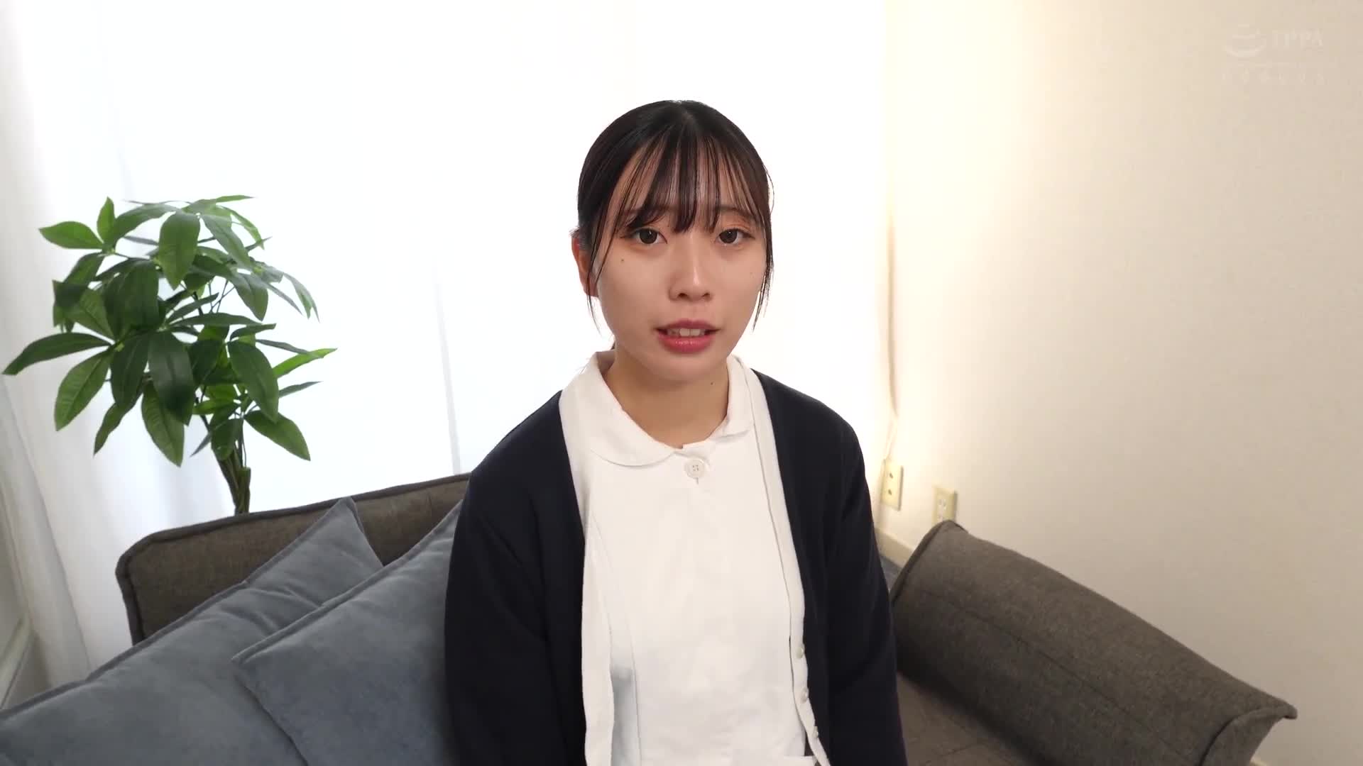 一名真正白衣天使般可愛的護士！「能幫助一位因早洩而煩惱的處男改善嗎？」雖然看起來對男性器官很熟悉，但實際上是個意外地天真的護士對於早洩過度的處男感到性慾高漲，發生生中出處女之身的特別筆記！ - AV大平台 - 中文字幕，成人影片，AV，國產，線上看