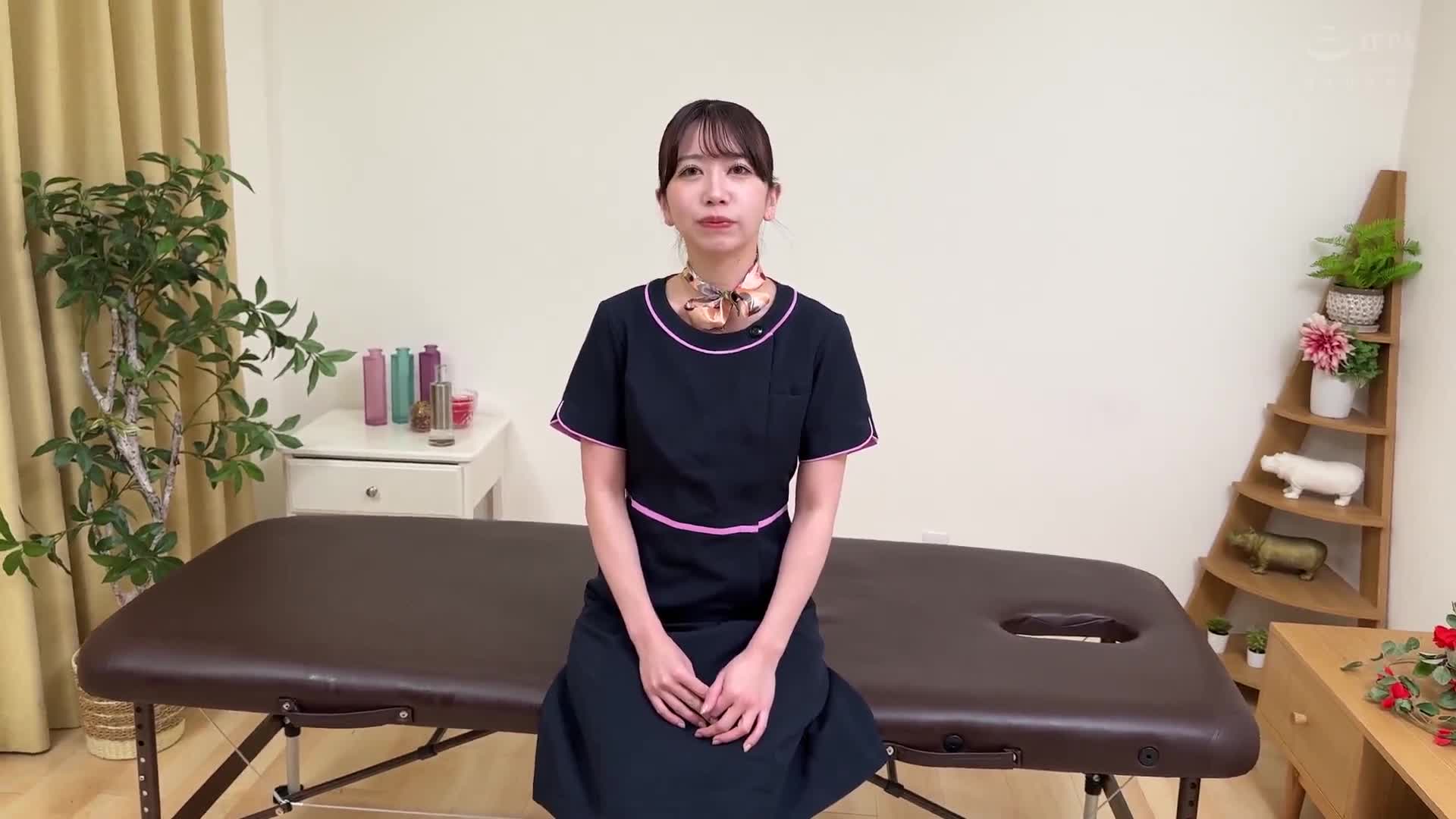 高級美容院工作的美人美容師在中出後直接插入敏感的陽具，用舌頭舔舐再次勃起＆再次中出！？讓工作的素人女孩向大雞巴男展示服務，竟然進展到連續生中出性愛！！ - AV大平台 - 中文字幕，成人影片，AV，國產，線上看