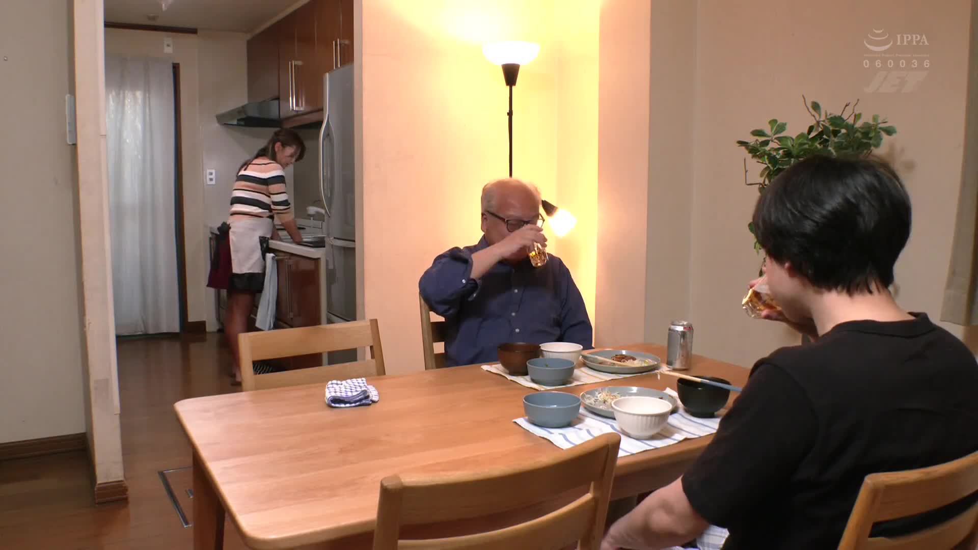 巨屌近親相姦 息子硬得不可忽視的大雞巴深深迷戀褐色爆乳母親 吹石玲奈 - AV大平台 - 中文字幕，成人影片，AV，國產，線上看