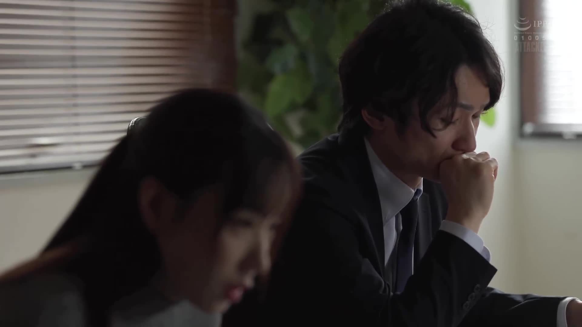 [AI解碼版]無能的部屬用「吸著」她私處到下半身抖動 直到高潮不斷的女上司 海老咲碧 - AV大平台 - 中文字幕，成人影片，AV，國產，線上看