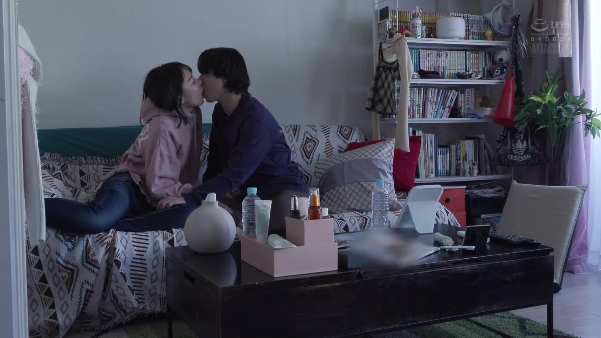 [AI解碼版]「等到回复告白前不和我在一起？」 一直喜歡的女孩被告白那天，我被大學女性朋友告白……為了忘記喜歡的人，如癡如醉地多次發生關係。音無鈴 - AV大平台 - 中文字幕，成人影片，AV，國產，線上看