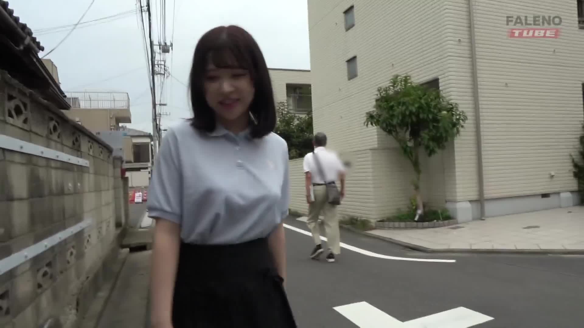 對性感興趣滿滿的素人女孩們戴上遙控震動棒開始散步？在大街小巷裡調皮捉弄她們，讓身體熱火燒灼的時候美味地享受♪ - AV大平台 - 中文字幕，成人影片，AV，國產，線上看