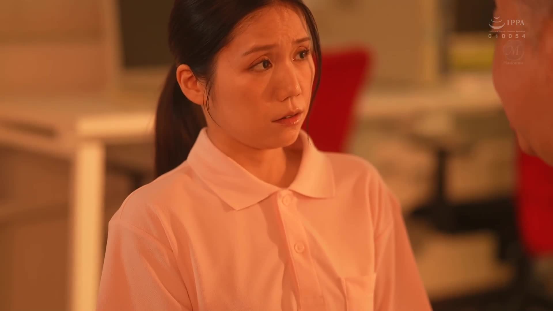 [AI解碼版]在職場被輕視的性騷擾上司瞄準了我-。 對著嬌媚柔乳纏繞的舌頭舔著性交 鳴海小雪 - AV大平台 - 中文字幕，成人影片，AV，國產，線上看