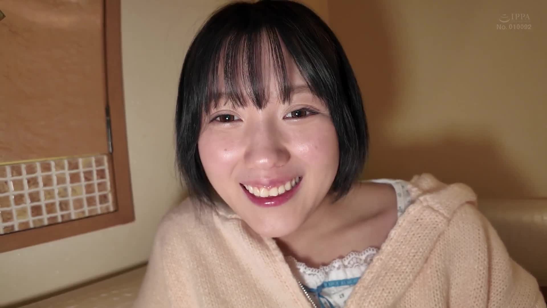 第一次喝精液打工的年輕巨乳女孩-小鈴蜜柑，在便當店工作，因為感興趣被邀請到愛情旅館…想要嘗試最變態的事情並接受口爆和內射。 - AV大平台 - 中文字幕，成人影片，AV，國產，線上看